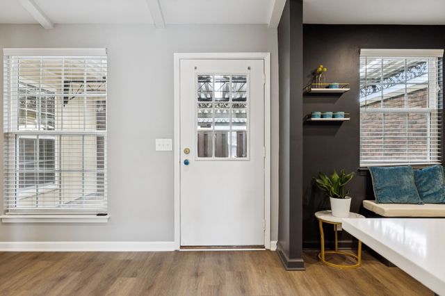 1005 Todd Preis Dr, Nashville, TN 37221