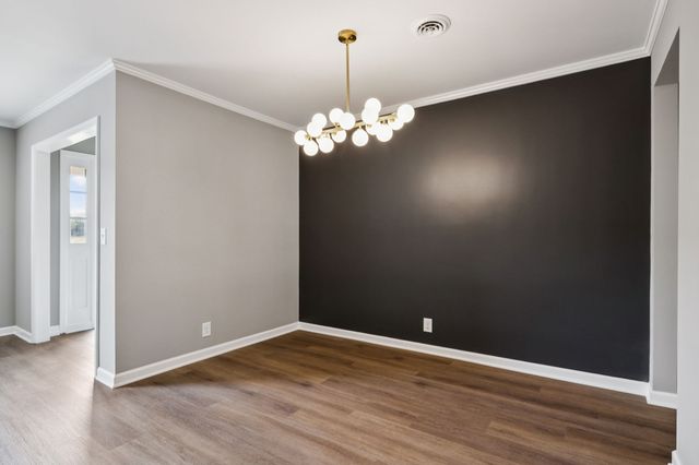 1005 Todd Preis Dr, Nashville, TN 37221