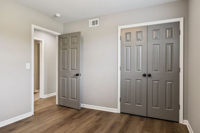 1005 Todd Preis Dr, Nashville, TN 37221