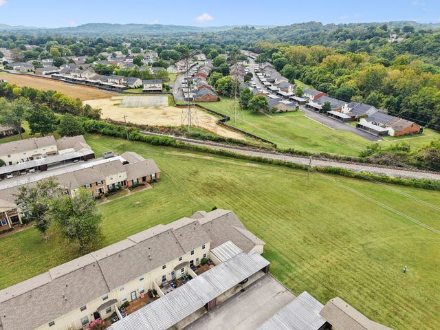 1005 Todd Preis Dr, Nashville, TN 37221