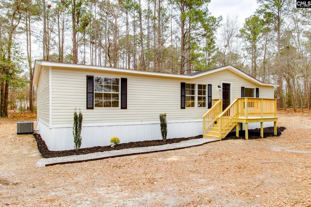 1154 Chain Gang Road, Eastover, SC 29044