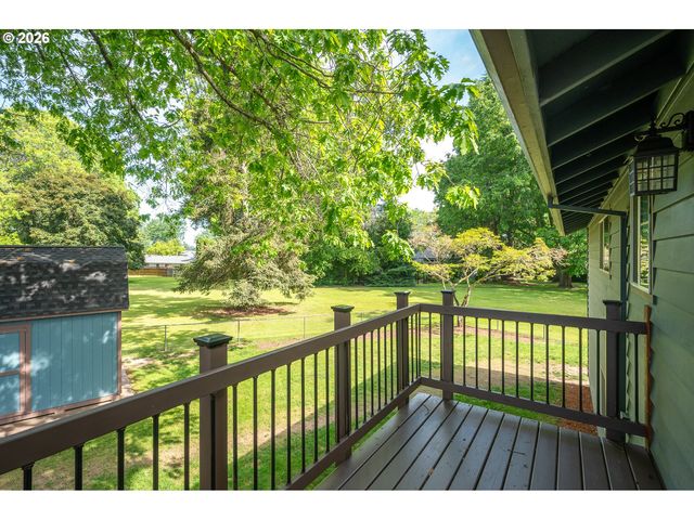 2725 Se HOLLYHOCK Ct, Hillsboro, OR 97123