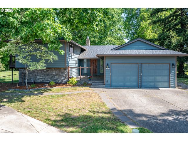 2725 Se HOLLYHOCK Ct, Hillsboro, OR 97123