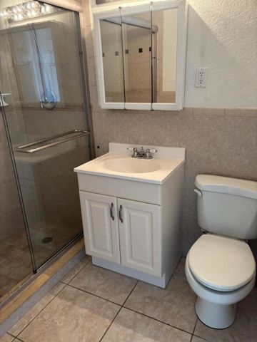 424 Northlake Court 2, North Palm Beach, FL 33408