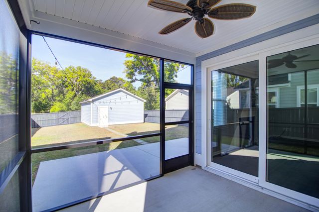 2100 Utsey Street, Johns Island, SC 29455