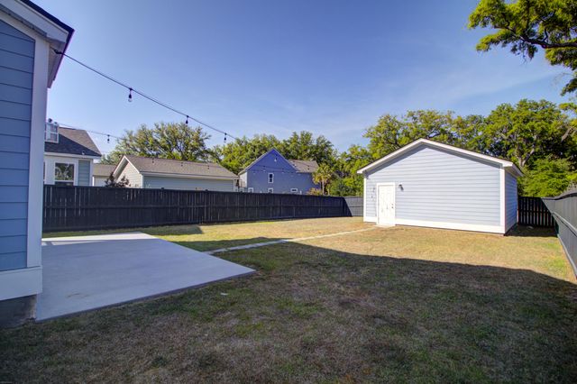 2100 Utsey Street, Johns Island, SC 29455