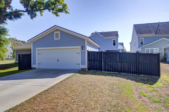 2100 Utsey Street, Johns Island, SC 29455