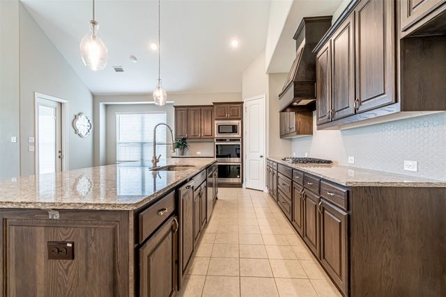 5600 Pope Creek Road, Fort Worth, TX 76126
