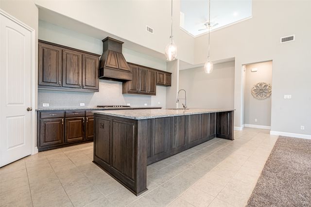 5600 Pope Creek Road, Fort Worth, TX 76126
