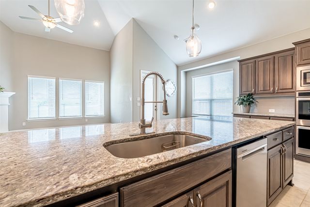 5600 Pope Creek Road, Fort Worth, TX 76126