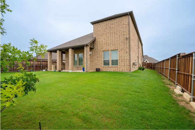 5600 Pope Creek Road, Fort Worth, TX 76126