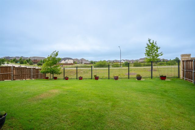 5600 Pope Creek Road, Fort Worth, TX 76126