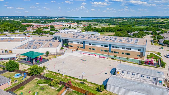 5600 Pope Creek Road, Fort Worth, TX 76126