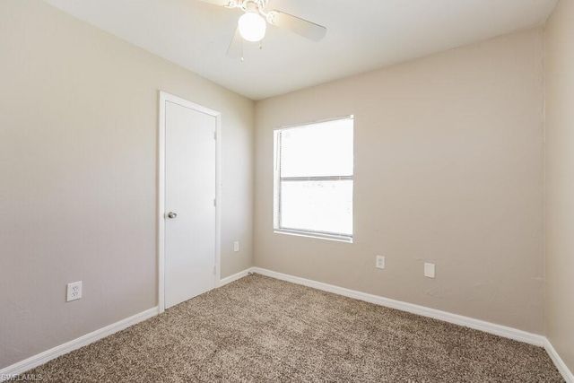 800 Jarmilla LN, Fort Myers, FL 33905