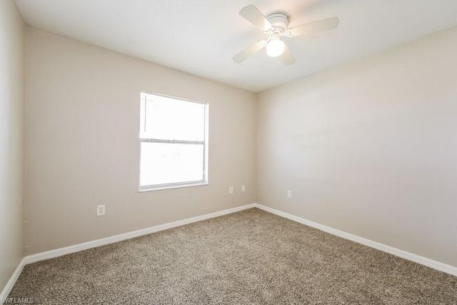 800 Jarmilla LN, Fort Myers, FL 33905