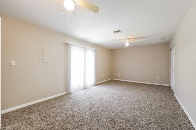 800 Jarmilla LN, Fort Myers, FL 33905