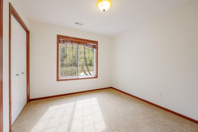 376 Arrowhead Drive, Lino Lakes, MN 55014