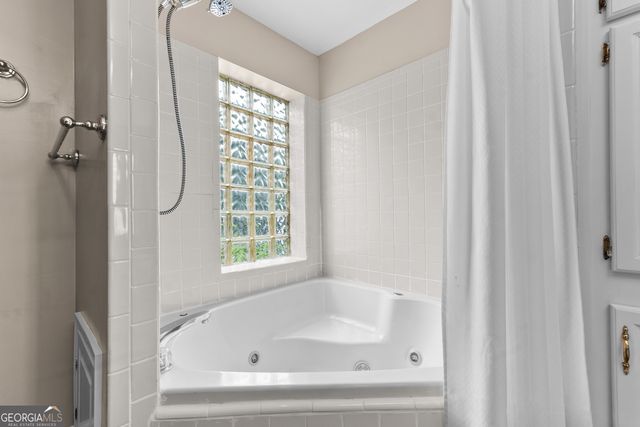 200 Autumn Trace Court, Macon, GA 31210