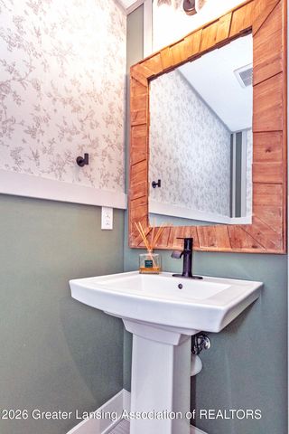 14013 Ambrosia Avenue, Dewitt, MI 48820