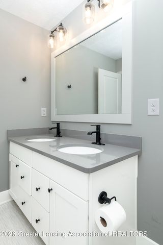 14013 Ambrosia Avenue, Dewitt, MI 48820