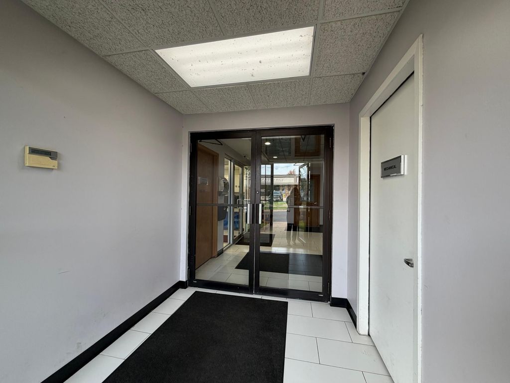 6299 University Avenue NE Suite 120, Fridley, MN 55432 — photo 4