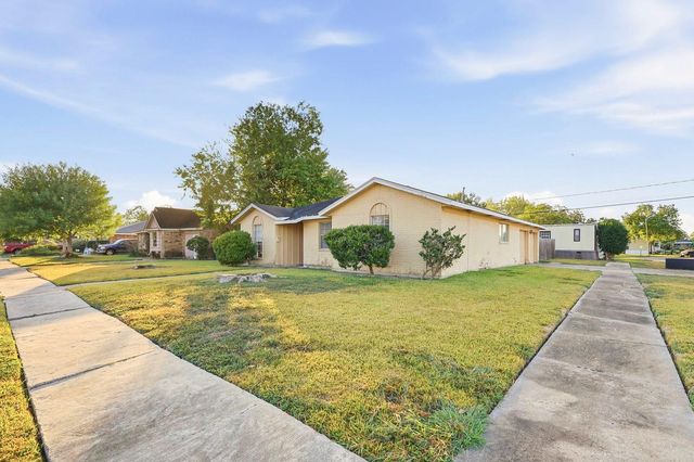 3427 Prudence Drive, Houston, TX 77045