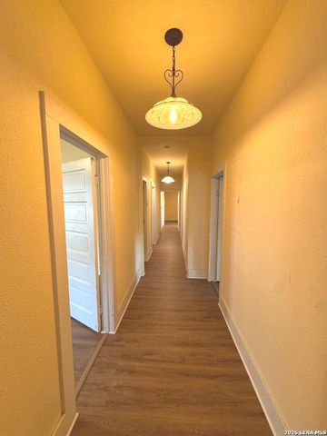 265 County Road 5227, Hondo, TX 78861