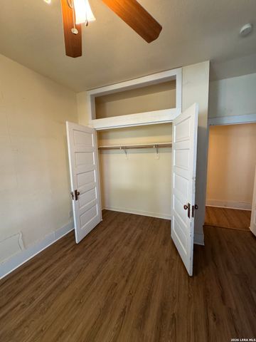 265 County Road 5227, Hondo, TX 78861