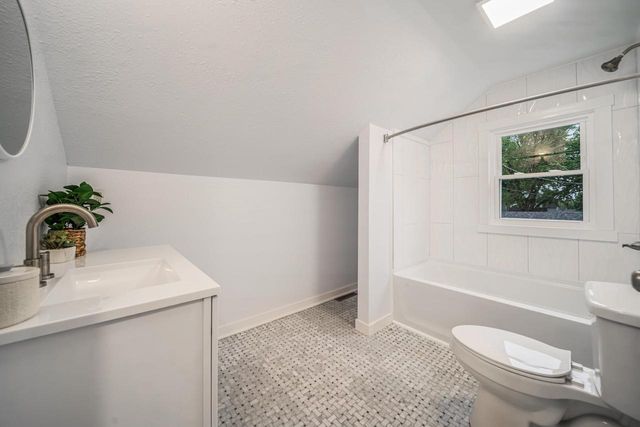369 W DIVISION STREET, Fond Du Lac, WI 54935