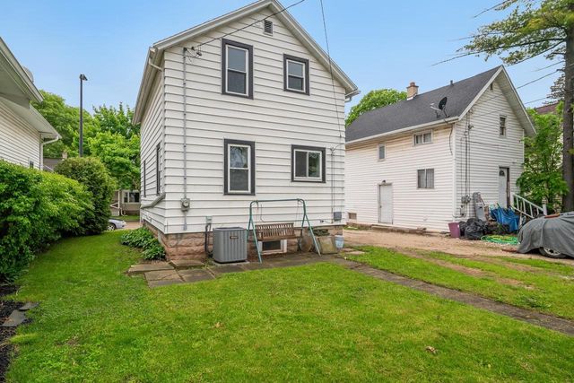 369 W DIVISION STREET, Fond Du Lac, WI 54935