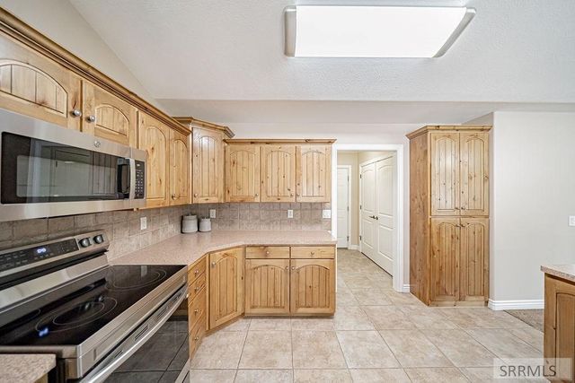 325 Tapitio Drive, Idaho Falls, ID 83401