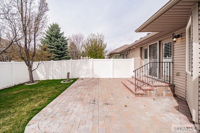 325 Tapitio Drive, Idaho Falls, ID 83401