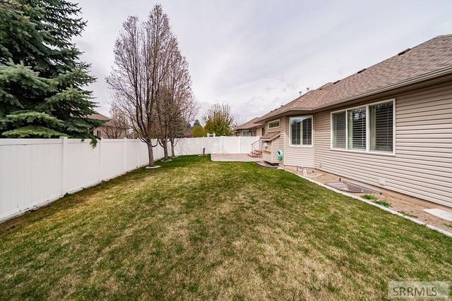 325 Tapitio Drive, Idaho Falls, ID 83401