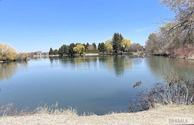 325 Tapitio Drive, Idaho Falls, ID 83401