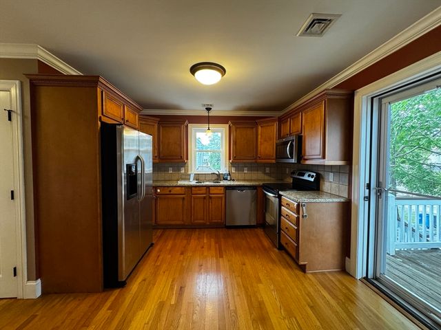 92 Alder Street 2, Waltham, MA 02453