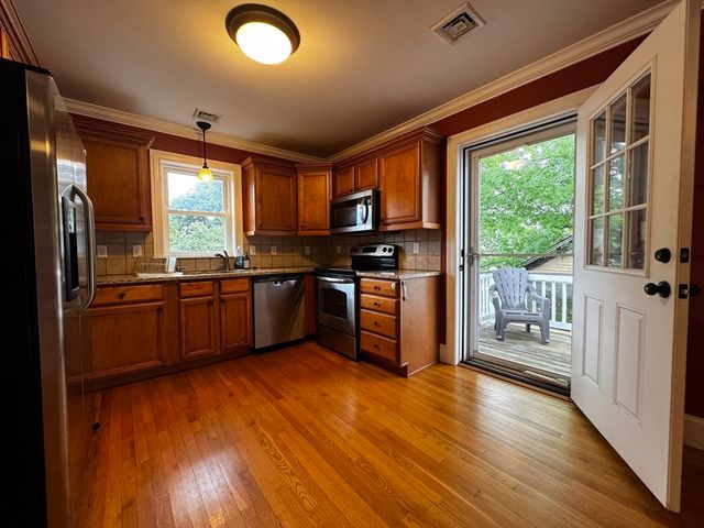 92 Alder Street 2, Waltham, MA 02453