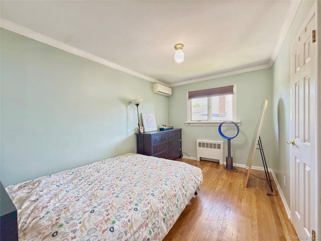 311 Southwood Circle, Syosset, NY 11791