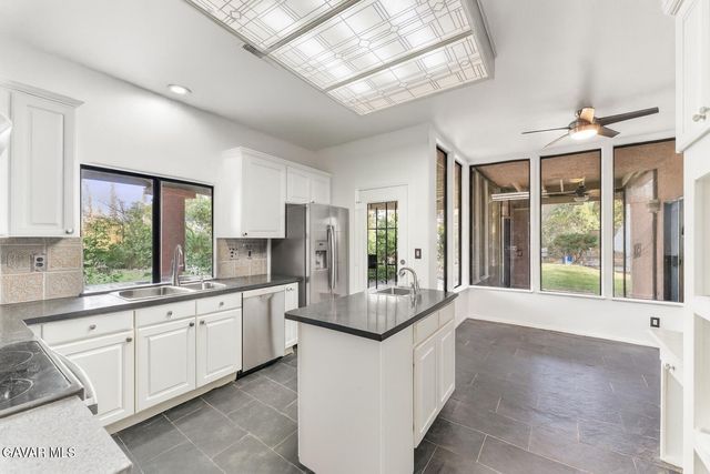 41820 Stratford Circle, Palmdale, CA 93551