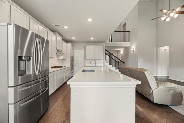 150 Sunray Creek Drive, Katy, TX 77493