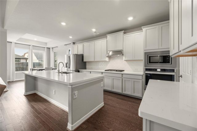 150 Sunray Creek Drive, Katy, TX 77493