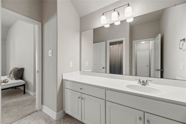 150 Sunray Creek Drive, Katy, TX 77493