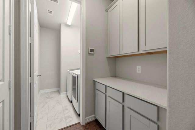 150 Sunray Creek Drive, Katy, TX 77493