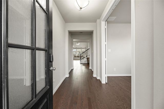 150 Sunray Creek Drive, Katy, TX 77493