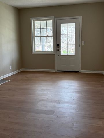 1443 Pioneer Road, Des Moines, IA 50320