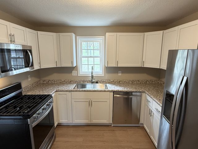 1443 Pioneer Road, Des Moines, IA 50320