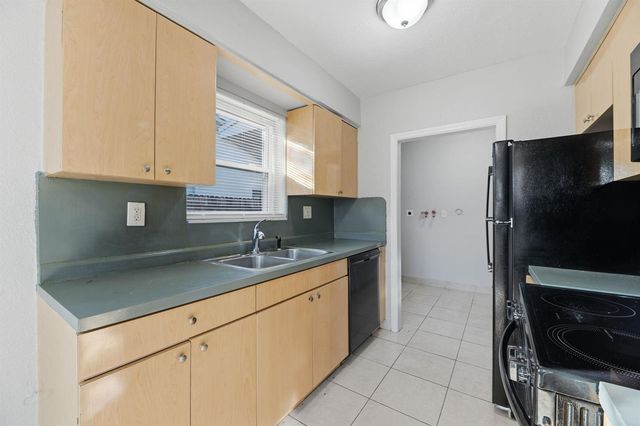 5649 SW 36th Court, West Park, FL 33023