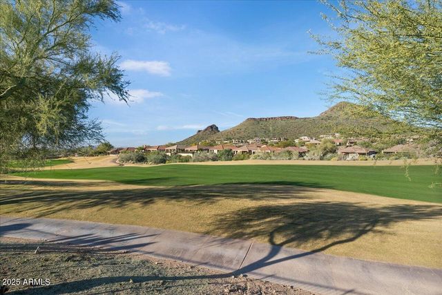 9204 N LONGFEATHER --, Fountain Hills, AZ 85268