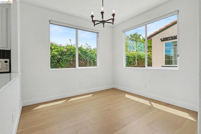 438 Montecito Dr, Brentwood, CA 94513