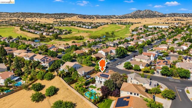 438 Montecito Dr, Brentwood, CA 94513