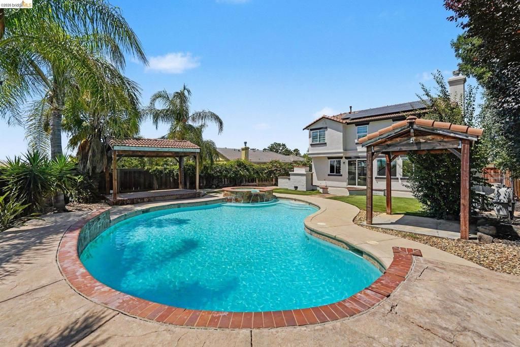438 Montecito Dr, Brentwood, CA 94513